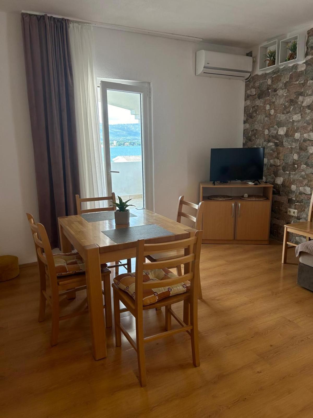 Apartmani Grgic Trogir Exterior photo