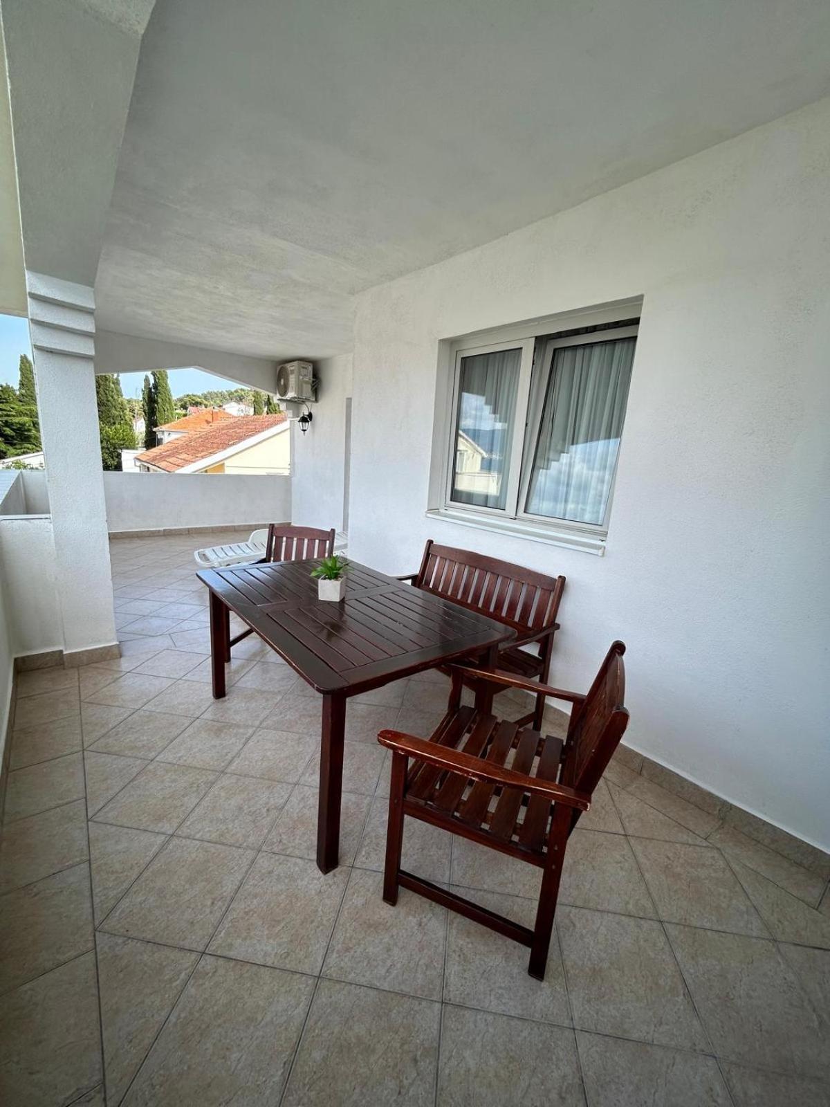 Apartmani Grgic Trogir Exterior photo