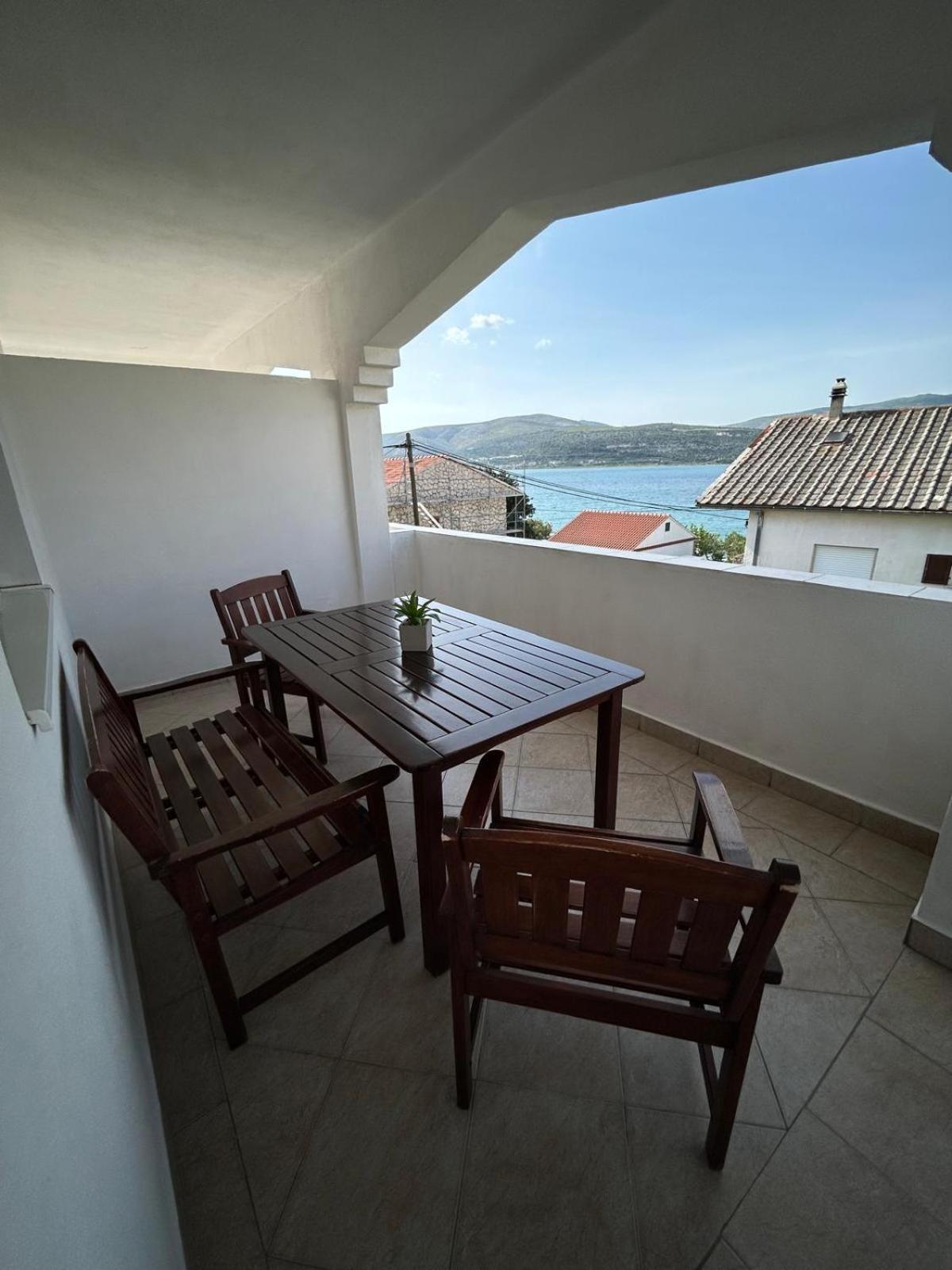 Apartmani Grgic Trogir Exterior photo