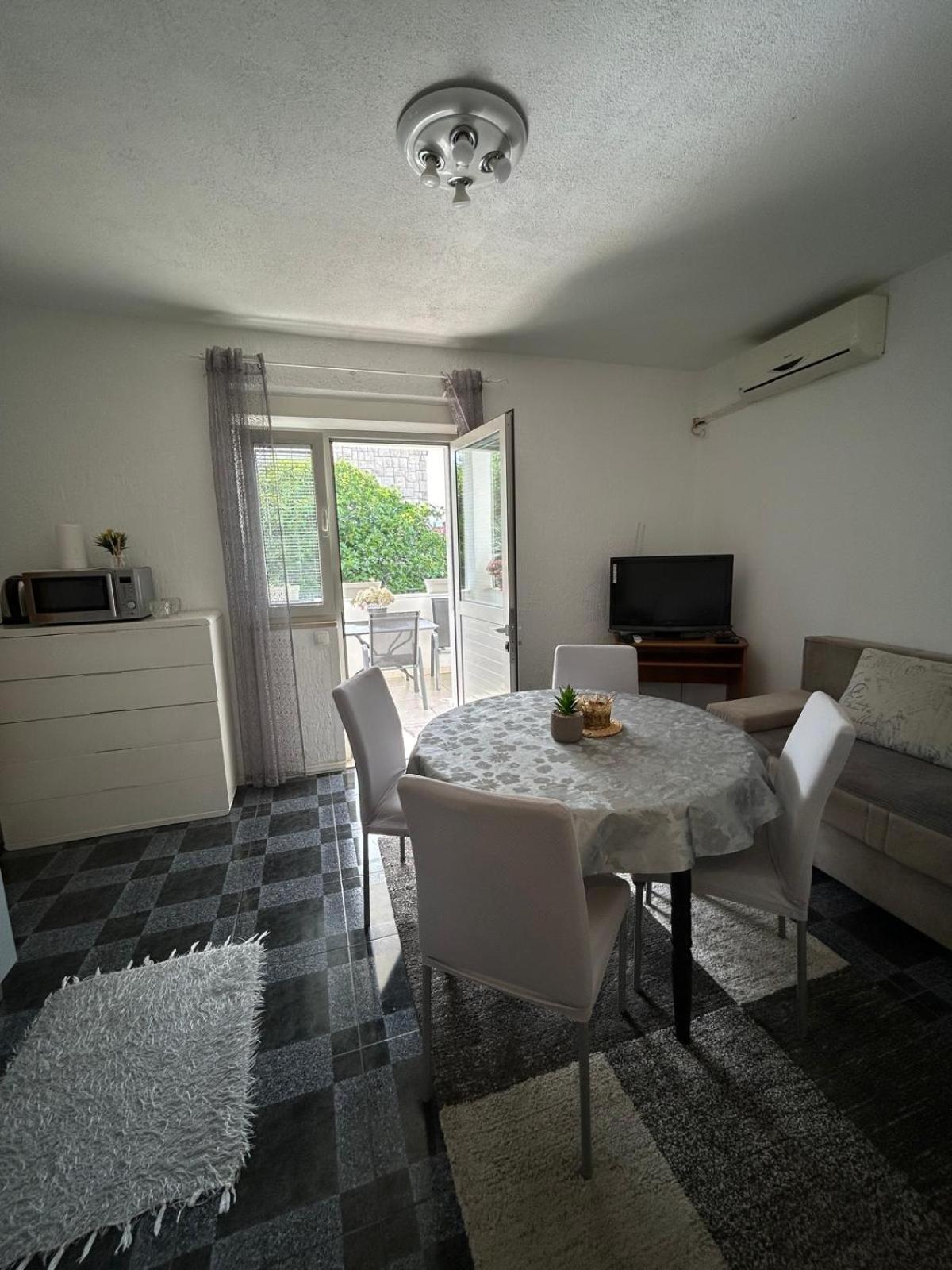 Apartmani Grgic Trogir Exterior photo